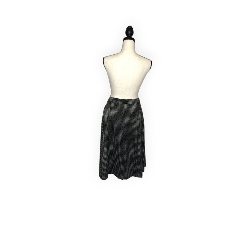 Black Patterned Counterparts Skirt - Picture 2 of 3